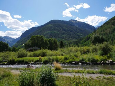 East Valley River View Corridor