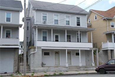 304 N 2nd St unit 306, Lehighton, PA 18235 - photo 2