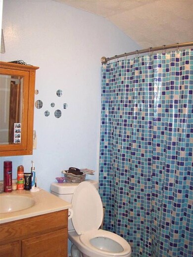 79 11th St SE, Linton, IN 47441 - photo 7