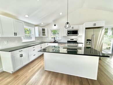 9 Berkshire Rd, Nashua, NH 03064 - photo 5