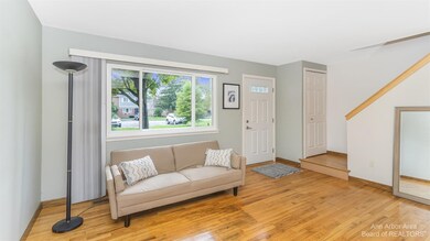 3161 Wolverine Dr, Ann Arbor, MI 48108 - photo 6