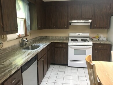 139 Jean Carol Rd, Abington, MA 02351 - photo 3