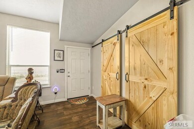 13678 N Hawthorne Rd, Pocatello, ID 83202 - photo 4