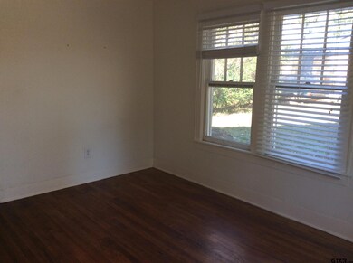 1909 Belmont Dr, Tyler, TX 75701 - photo 6