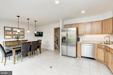 5434 Ring Dove Ln, Columbia, MD 21044 - photo 5