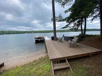lower deck / dock