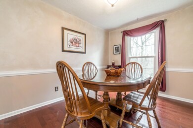 6512 Daverman Ct, Louisville, KY 40228 - photo 7