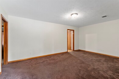 130 Bizerte St, Houston, TX 77022 - photo 4