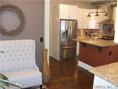Kitchen Eating area or sitting area with view to t