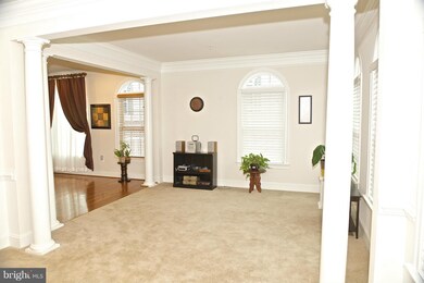 15110 N Berwick Ln, Upper Marlboro, MD 20774 - photo 3