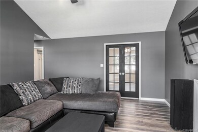 7133 High St, Floyds Knobs, IN 47119 - photo 6