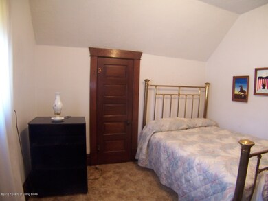 Upper Bedroom