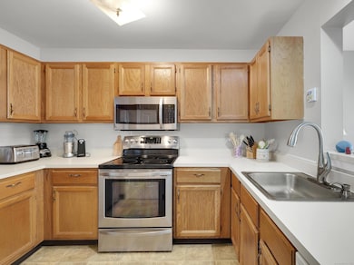 175 Willow Springs unit 175, New Milford, CT 06776 - photo 7