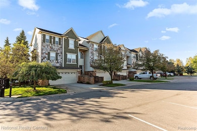 29 Lyons Ct unit 37, Dearborn, MI 48126 - photo 5