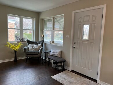 806 Westchester Blvd, Westchester, IL 60154 - photo 2