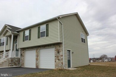 6051 Betteker Ln, Saint Thomas, PA 17252 - photo 5