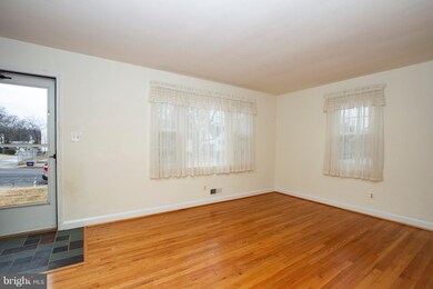 111 Northwood Dr, Lutherville Timonium, MD 21093 - photo 7