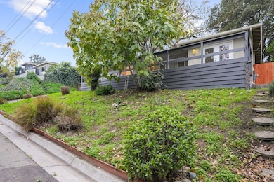 205 Loma Vista Way, Modesto, CA 95354 - photo 2