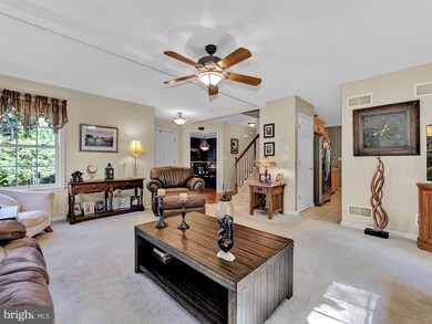 111 Chestnut Ridge Dr, Orwigsburg, PA 17961 - photo 4