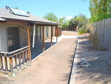 023-340467-back-yard-1