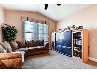Living Room. Formal Living Room with Ceiling Fan