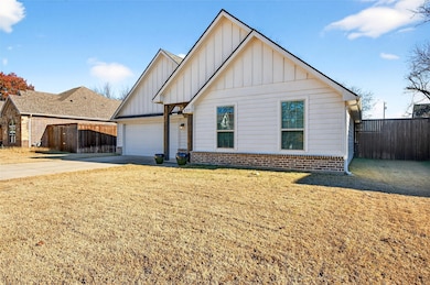 627 N Preston Ave, van Alstyne, TX 75495 - photo 3