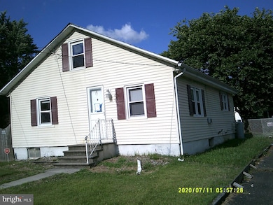 440 Arline Ave, Woodbury, NJ 08096 - photo 2