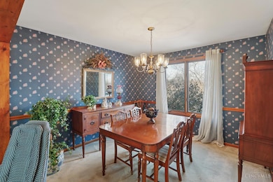 6364 Oakcreek Dr, Cincinnati, OH 45247 - photo 7