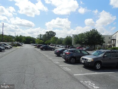 1001 Chillum Rd unit 401, Hyattsville, MD 20782 - photo 5