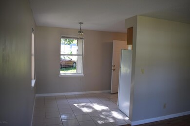 1906 Burkholder Cir E, Jacksonville, FL 32216 - photo 4