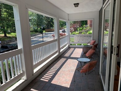 63 Washington St unit 2, Wellesley Hills, MA 02481 - photo 3