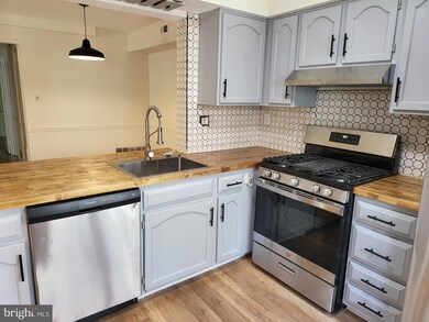 1903A Sutton Place, Mount Laurel, NJ 08054 - photo 3