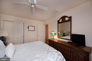 1829 Trenleigh Rd, Parkville, MD 21234 - photo 7