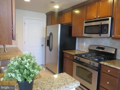 13404 Bluebeard Terrace, Clarksburg, MD 20871 - photo 6