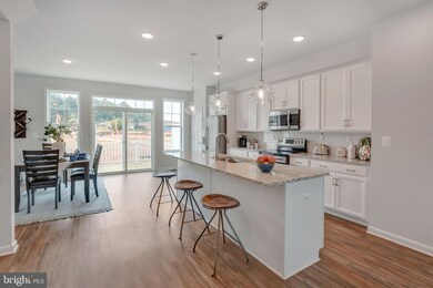 7200 Clagett Dr, Landover, MD 20785 - photo 4