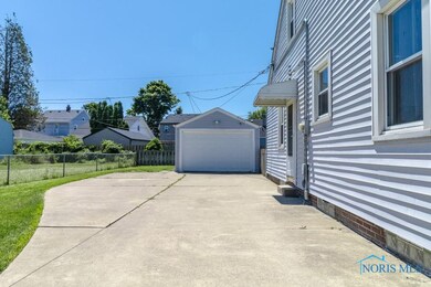 2854 N 109th St, Toledo, OH 43611 - photo 3