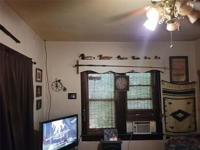 219 Monroe St, Cleburne, TX 76033 - photo 6