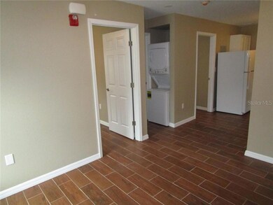 1002 E McDonald Ave unit 4, Eustis, FL 32726 - photo 4