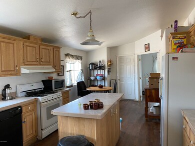 200 W Eleanor Rd, Paulden, AZ 86334 - photo 6