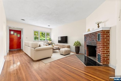 280 Knickerbocker Rd, Closter, NJ 07624 - photo 6