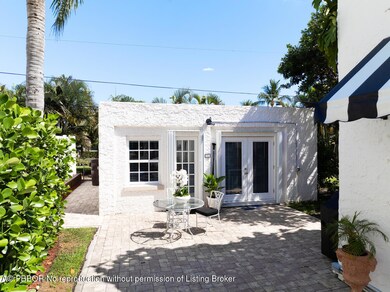 359 E Lakewood Rd West Palm-large-005-00