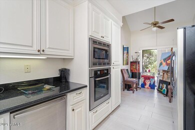 11-Kitchen