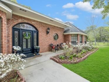 23503 Crooked Creek Ct, Hockley, TX 77447 - photo 5