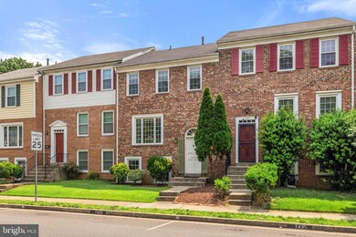 7433 Colton Ln, Manassas, VA 20109 - photo 4