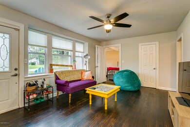 4-Living Room View 1