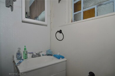 43 Margaret St, Pawtucket, RI 02860 - photo 7