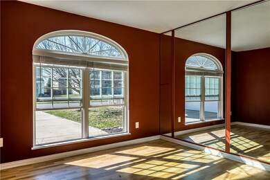 13019 Brookdale Dr, Fishers, IN 46037 - photo 4