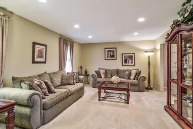 06-Living Room