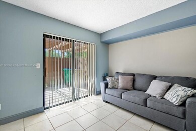 932 SW 118th Terrace, Davie, FL 33325 - photo 5