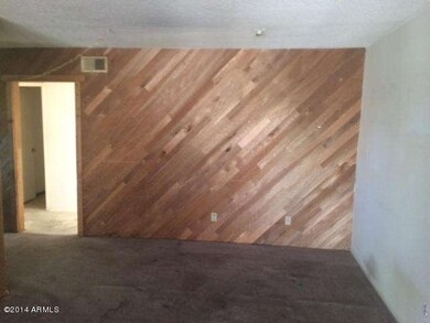 GREAT ROOM (2)